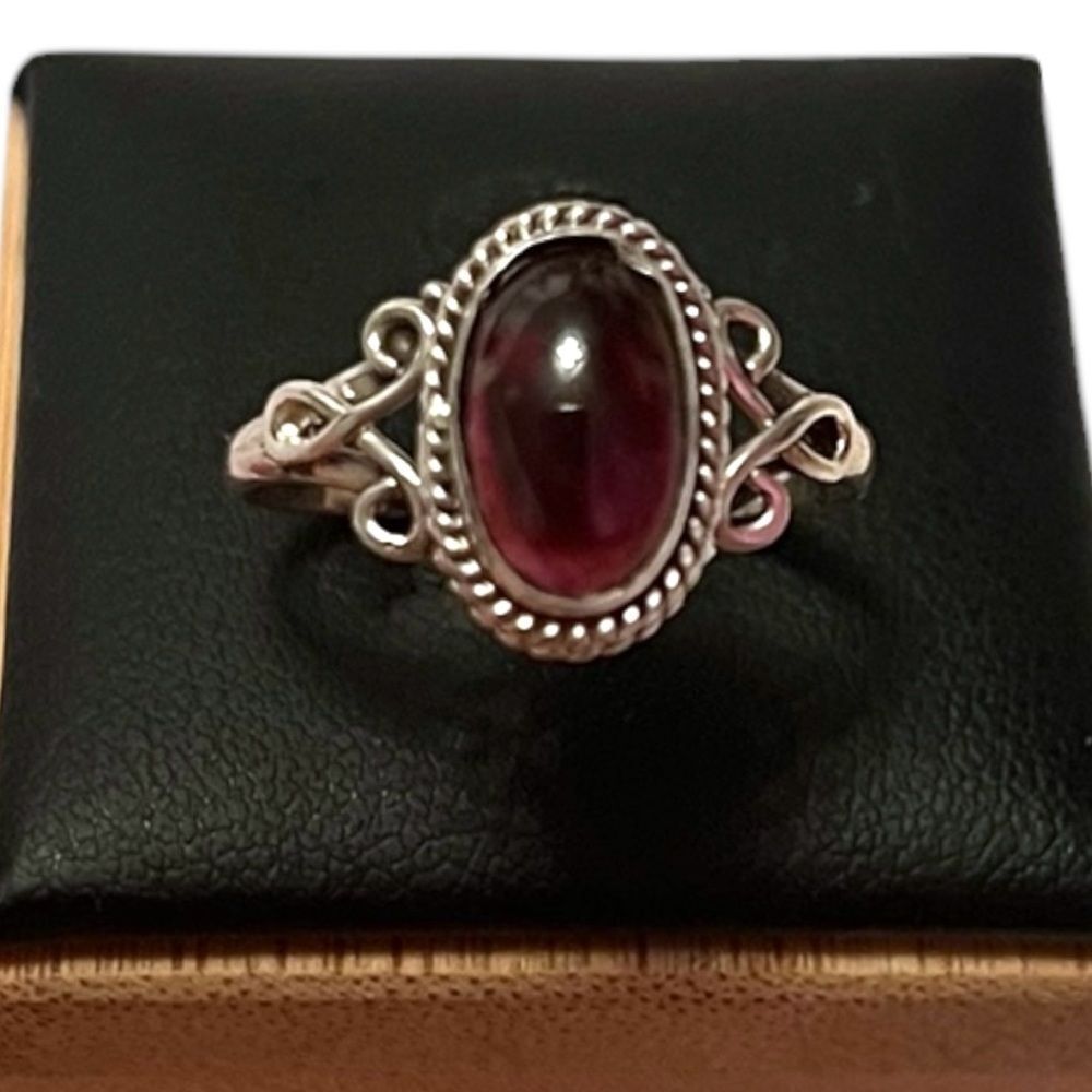 Sterling Silver Genuine Garnet Ring Size 7.75